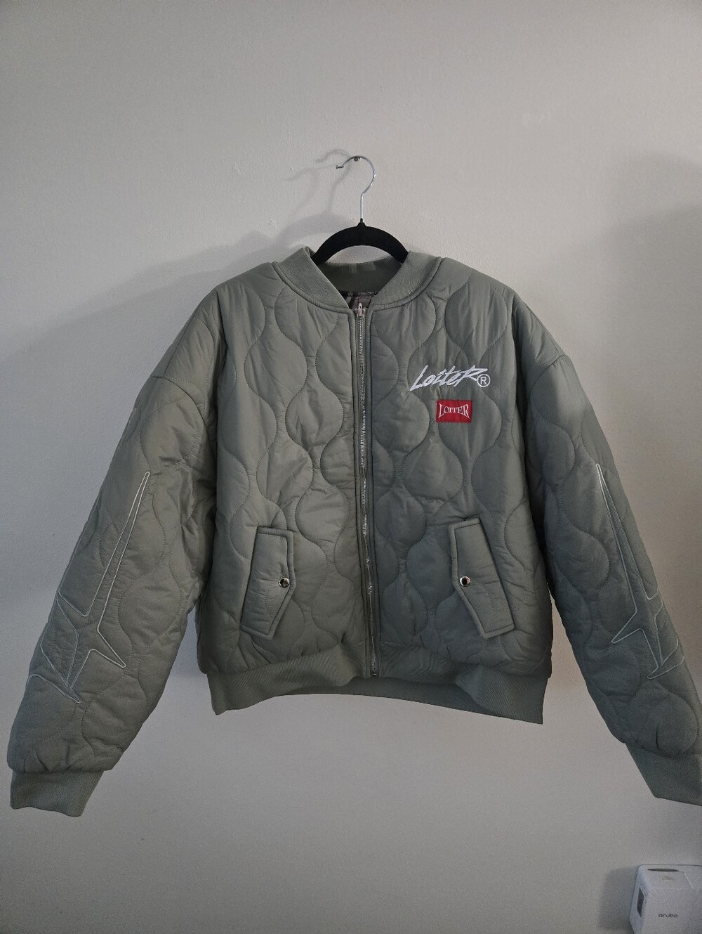 Loiter Kraven Reversible Quilted Bomber Jacket - Green/Camo